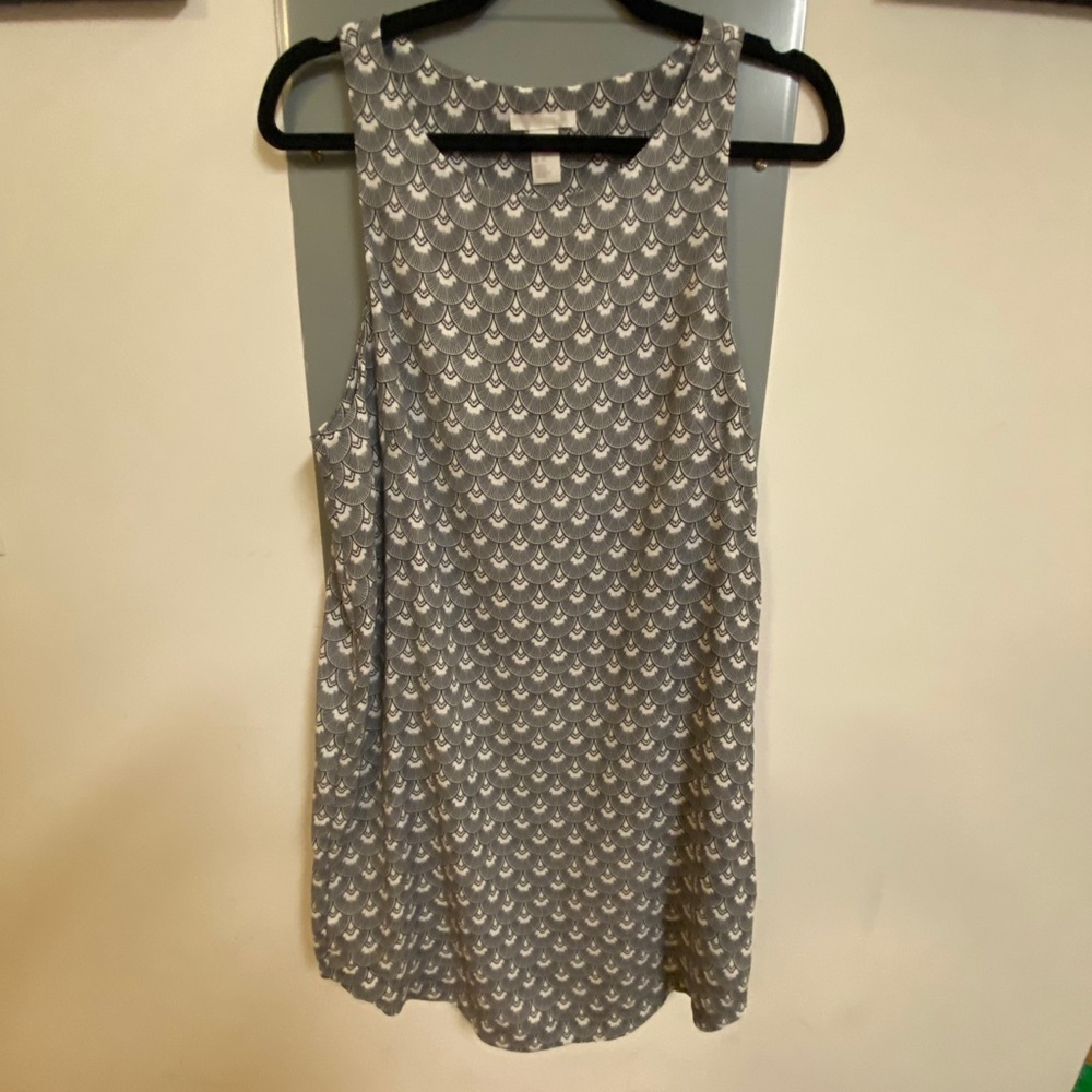 Black and white dress